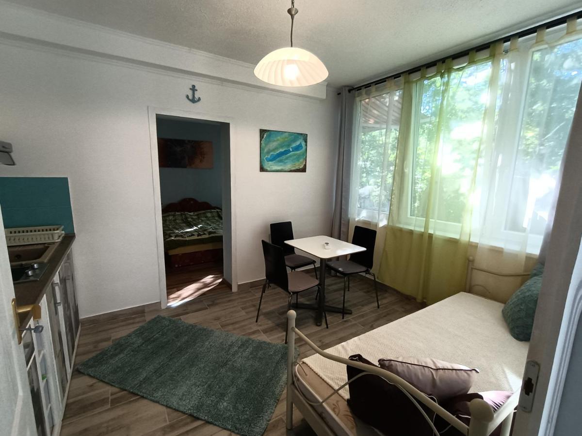 Toelgyfa Vendeghaz Otel Balatonszepezd Dış mekan fotoğraf