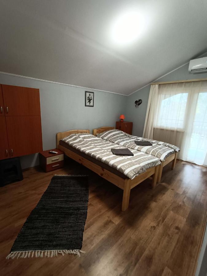 Toelgyfa Vendeghaz Otel Balatonszepezd Dış mekan fotoğraf